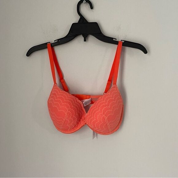 BCBGeneration The I Dream Of Paris Push-Up Plunge Bra Roseberry Color 36C - Picture 1 of 3
